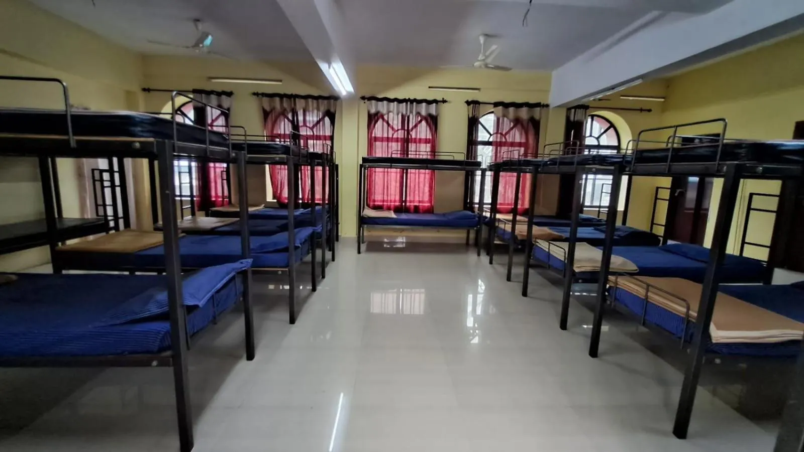 Hotel Rain Valley Resort Pirmed India