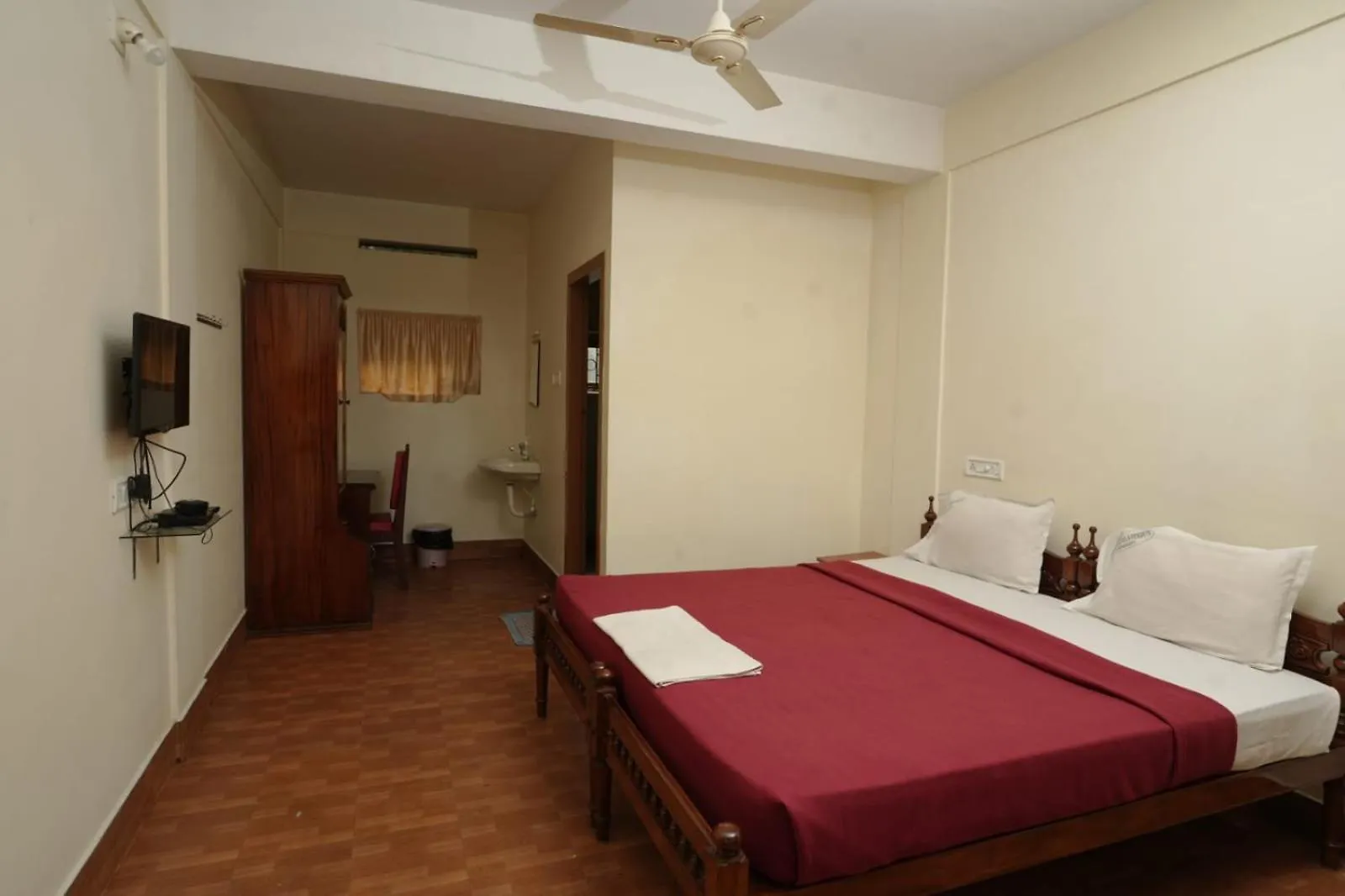 Rain Valley Resort Pirmed